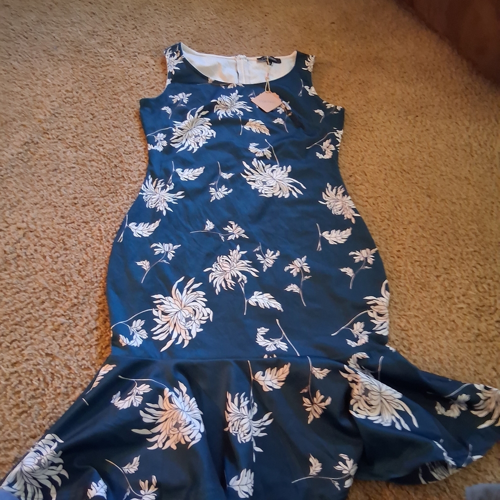Sleeveless Navy Floral Midi Dress with Flared Hem